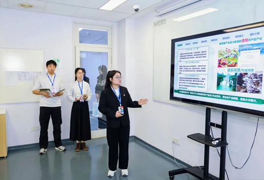 2025年iCAN大賽西北賽區(qū)決賽在西安歐亞學院圓滿落幕，展現(xiàn)信息電子技術服務新活力
